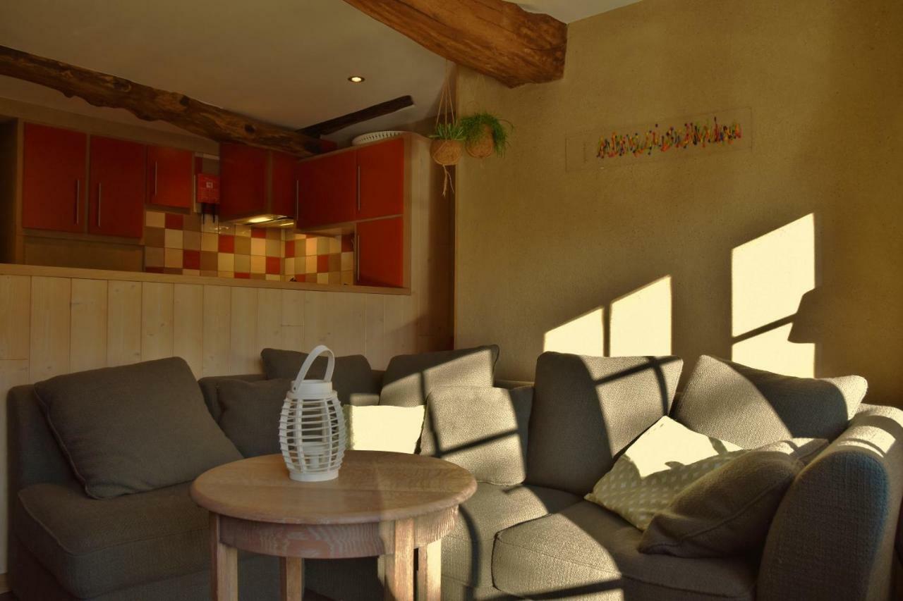 Les Houx De Mathieu Villa Engis Dış mekan fotoğraf